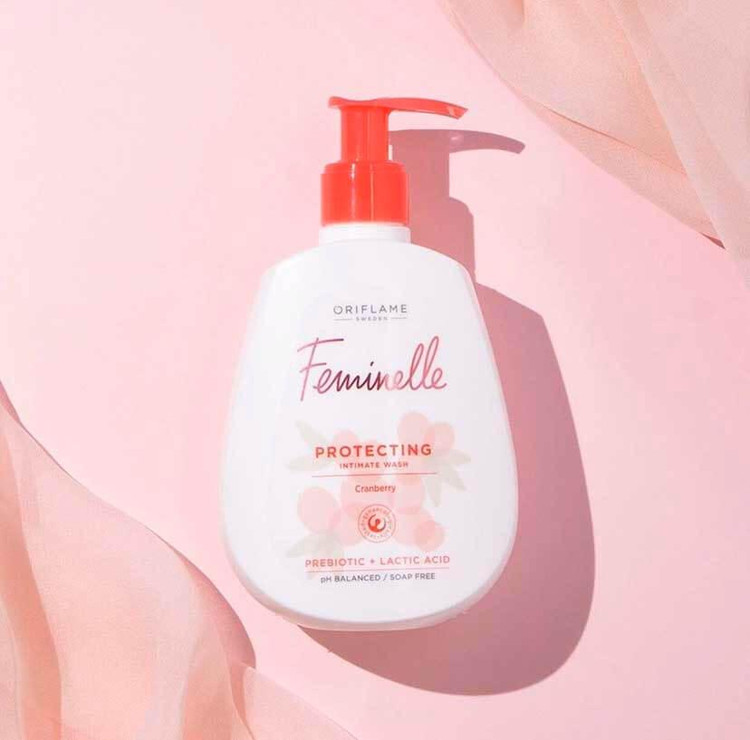 محلول شستشوی فمینله اوریفلم مخصوص بانوان 34498