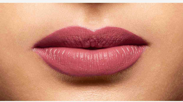 رژلب مایع و مات (غیر براق ) آنکالر _ 40960.