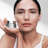 کرم شب مولتی اکتیوضد پیری لایت نویج پلاس اوریفلم _ 41057