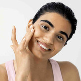 ماسک صورت ژلی آبرسان با عصاره دانه پشن فروت _ 45133