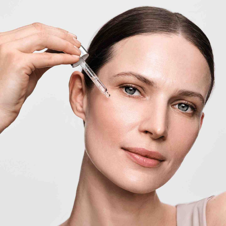 سرم تغذیه کننده و آبرسان ۲۴ ساعته نویج پلاس _ 4244۴