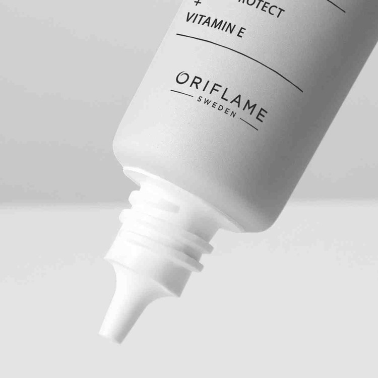 شیلد ضدآفتاب روزانه بی رنگ نویج پلاس اوریفلم Spf50 __41059