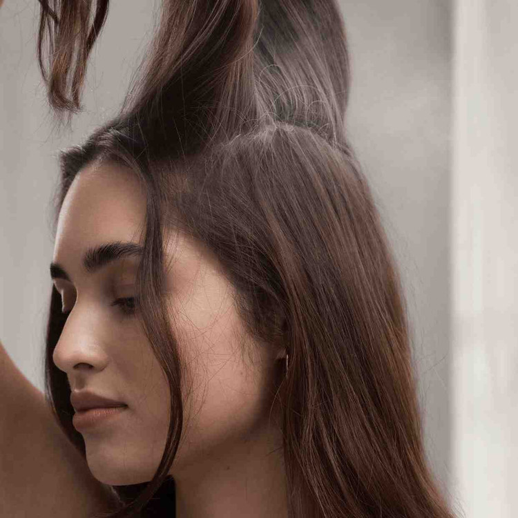 شامپو خشک کنترل چربی دئولوژی اوریفلم 44962 (۱۵۰میل)