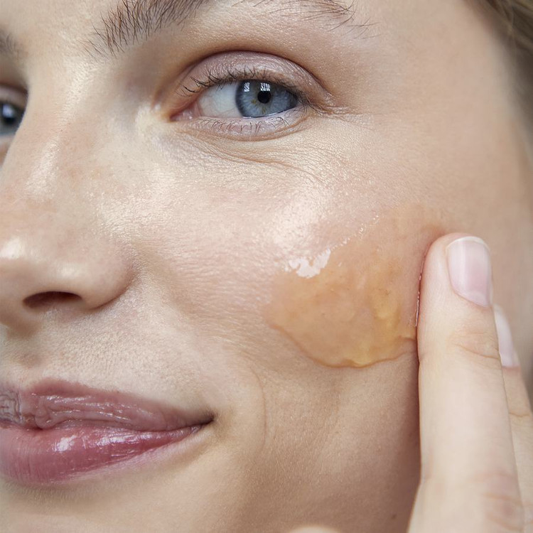 ماسک صورت انرژی زا لاونیچر با عصاره لیمو و هویج اورگانیک و عصاره زنجبیل _ 46733