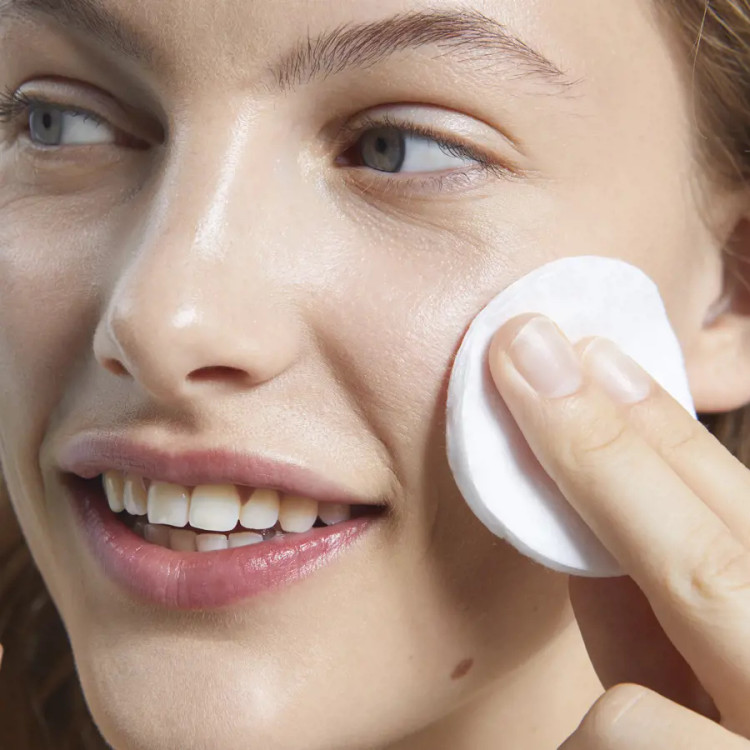 تونر پاک کننده صورت آلوورا و آناناس لاونیچر 47003