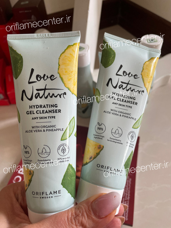 ژل شستشو صورت آلوورا و آناناس لاونیچر 46070 ۱۲۵میل(Ex 06 2027)