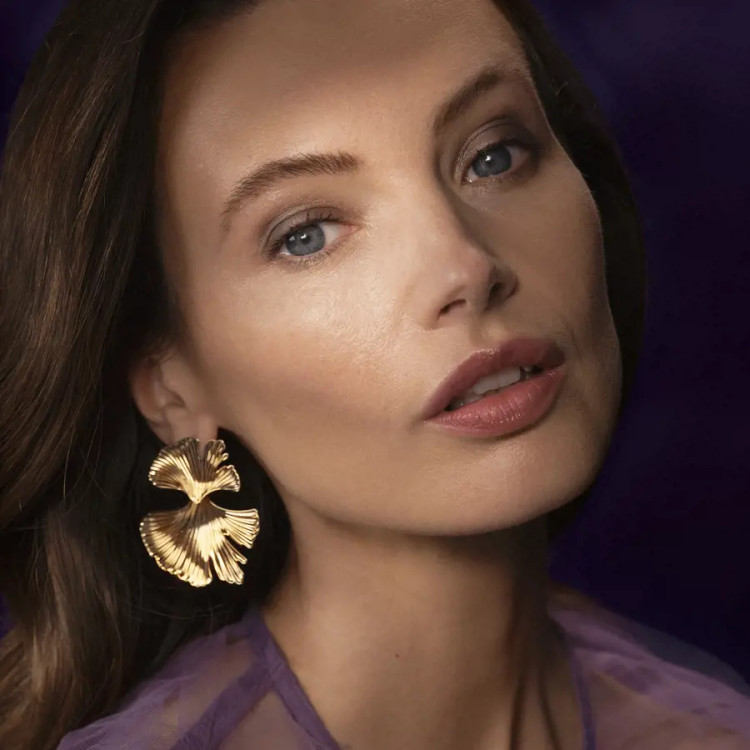 کرم دور چشم سفت کننده رویال ولوت 47007 ۱۵میل.