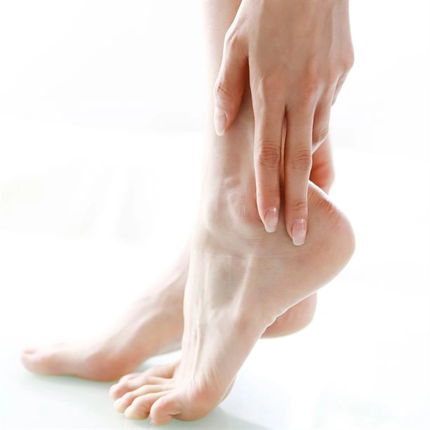 کرم کف پا رفع پینه و میخچه فوت ورک آون _ ۷۵ میل