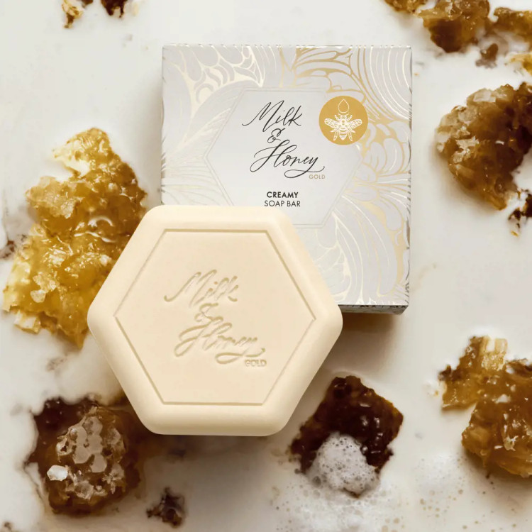 صابون کرمی شیر و عسل ۴۶۹۷۱ _ ۹۰گرم