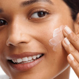 کرم ضدلک و روشن کننده پوست ریچ اپتی اپتیمالز ایون اوت ۴۵۲۴۵_۵۰میل