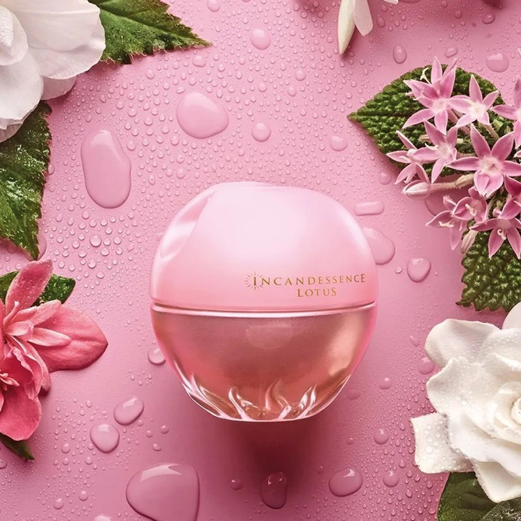 ادوپرفیوم زنانه اینکاندسنس لوتوس اورجینال آونAvon _ 50ml