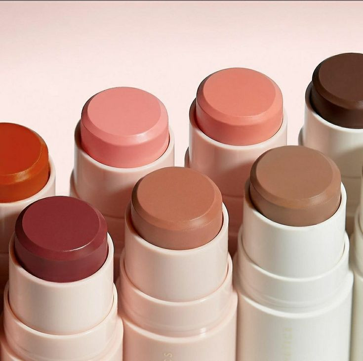 رژگونه استیکی فارماسیFarmasi.