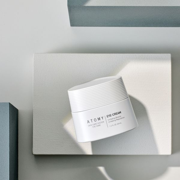 کرم دورچشم حرفه ای فمه اورجینال اتمی _ ۴۰گرم