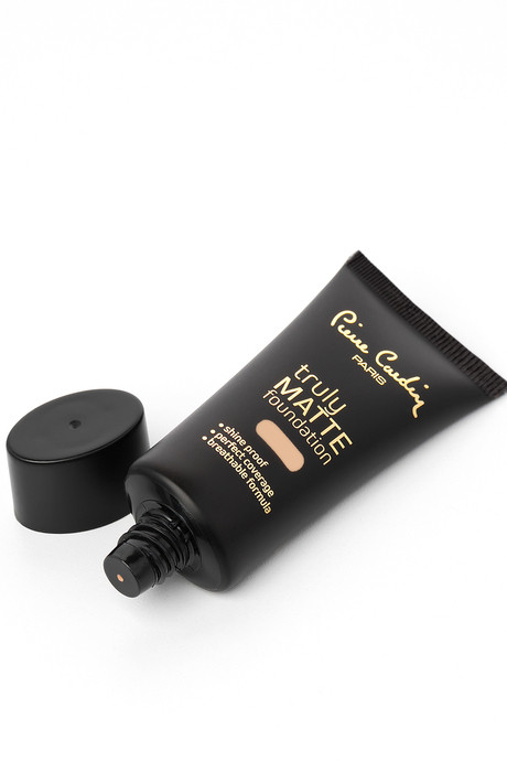 کرم پودر کاملا مات اورجینال پیرکاردین _ ۳۰میل