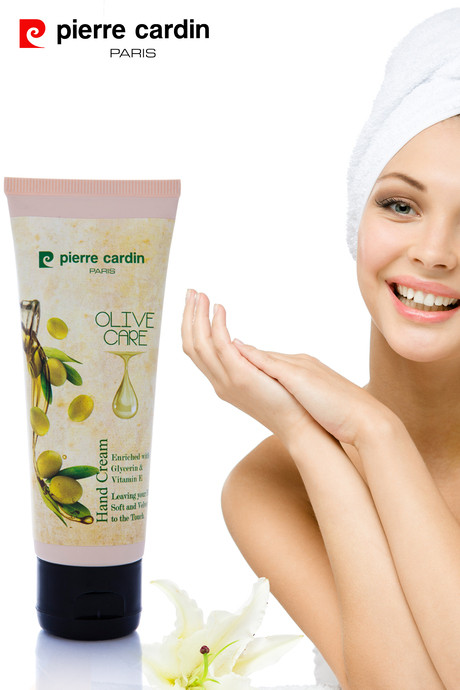 کرم مرطوب کننده دست اورجینال پیرکاردین حاوی عصاره روغن زیتون و ویتامین E _ حجم۳۰ و ۷۵میل