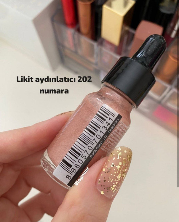 هایلایتر مایع اورجینال پیرکاردین _ ۹گرم