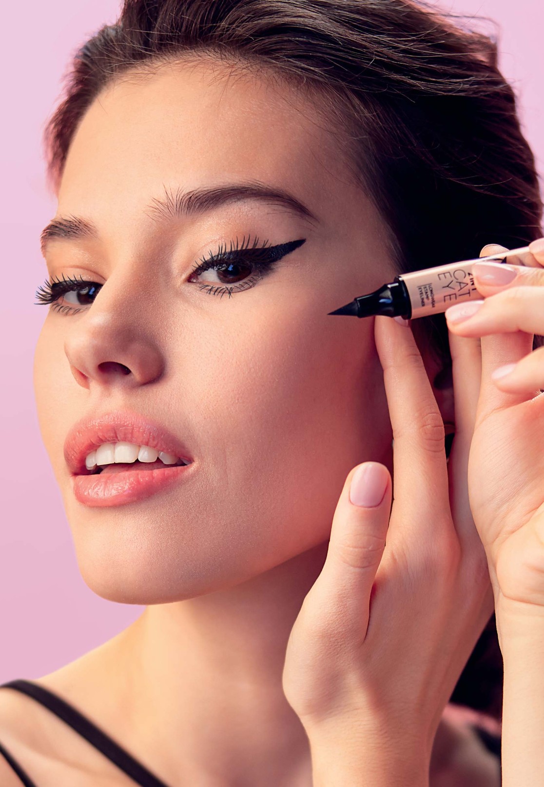 خط چشم ماژیکی با مهر مخصوص کشیدن خط چشم فابرلیک 56765_2/6گرم